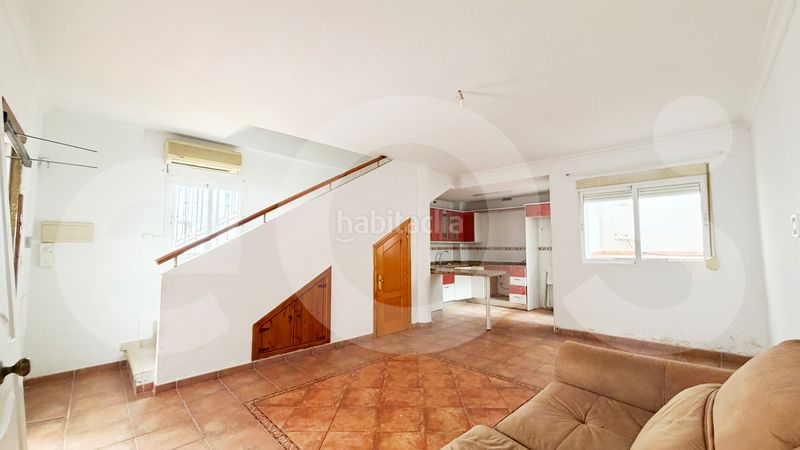 Foto b30d8a37-4314-4b18-828a-d4395892adc5. Dúplex a calle linares 6 a Churriana - El Pizarrillo - La Noria - Guadalsol Málaga