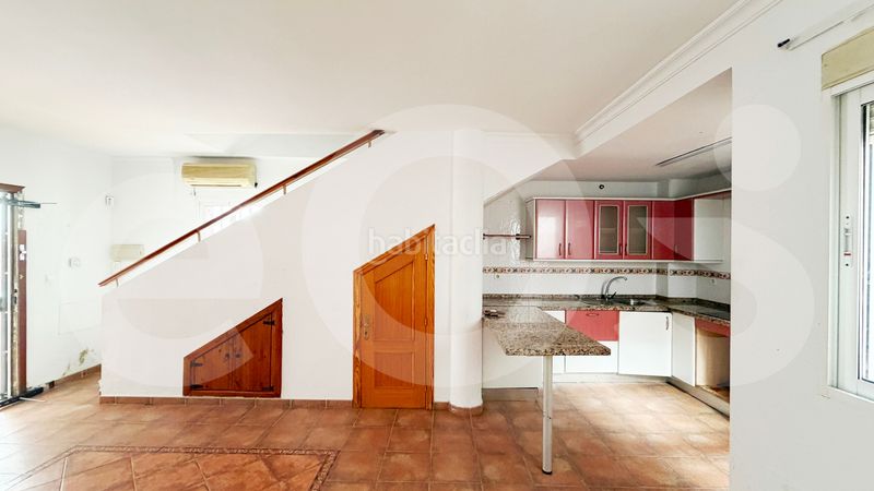 Foto e8d45e8a-9324-4f36-be72-9b2b6eb25456. Dúplex a calle linares 6 a Churriana - El Pizarrillo - La Noria - Guadalsol Málaga