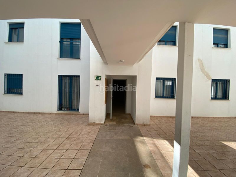 Foto 45a15452-66fd-485e-8404-df5a524d2e5b. Piso en avenida málaga 100 en San Rafael Ronda