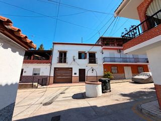 Semi detached house in Calle pozo almecin 12