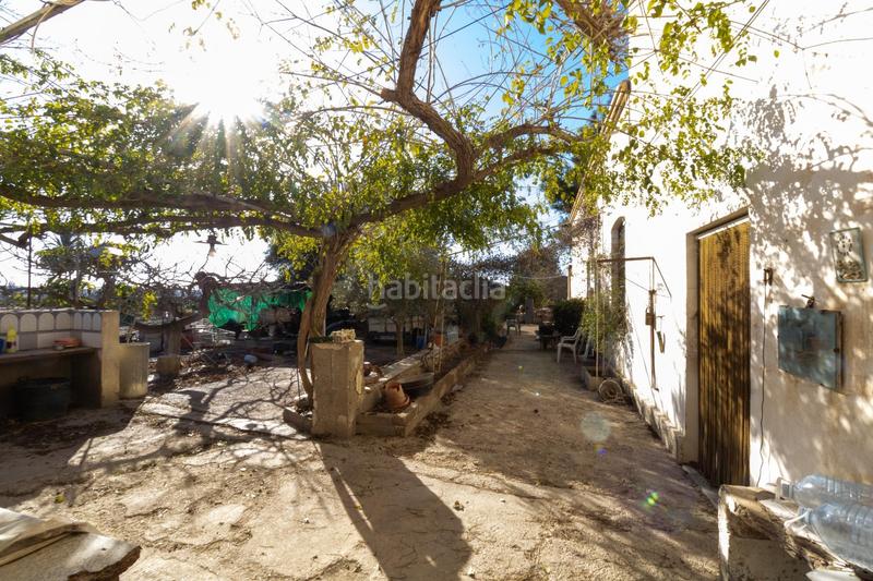 Foto f8c5caea-f259-423d-8781-04cde2d8e9cc. Masía fantástica parcela en Benahadux