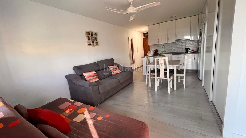 Foto 846770e7-e58b-4355-a988-59377f6623d9. Lloguer loft amb piscina a Retamar Almería