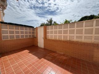 Lloguer Casa adossada a Huércal de Almería. Vivienda en alquiler en el palomar huércal de almería  solo func