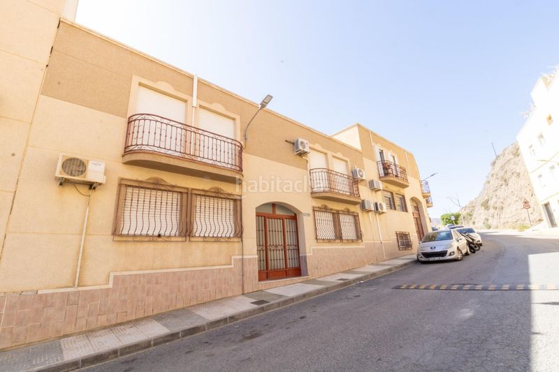 Foto 7325deb5-c782-4b4d-9677-27bd21269dcf. Casa dúplex en Gádor