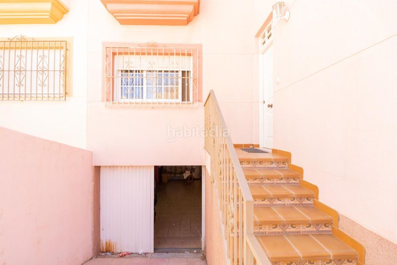 Foto f5921ec2-eaa4-4d1b-bdf8-a7c285d8e45e. Casa tríplex en Pechina