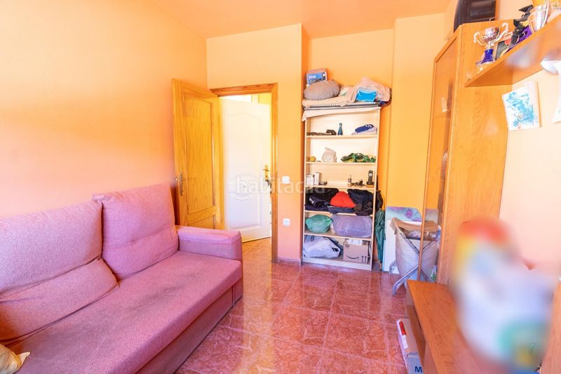 Foto fc6e8d52-d9aa-43e4-8d3d-81e4f6fcd485. Casa tríplex en Pechina