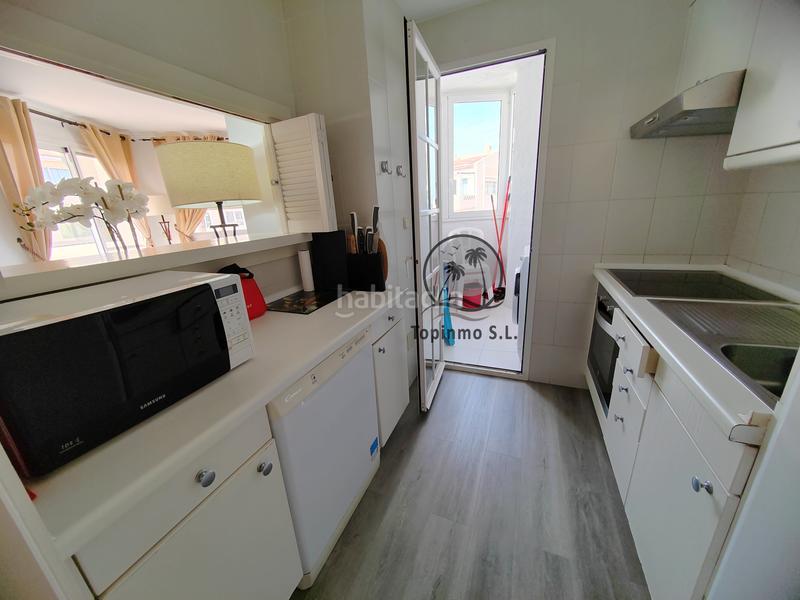 Foto 0dcbb462-da42-495d-9f9f-3c70636d2f89. Lloguer apartament a calle velázquez 30 a Puerto Marina Benalmádena