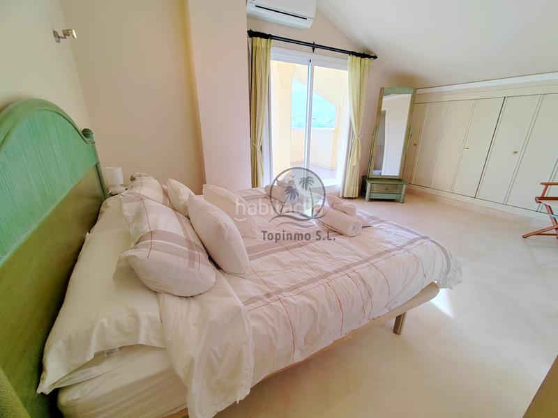 Foto 00d3ed10-5679-481e-a053-8550d0e96817. Affitto duplex in avenida juan sebastian elcano 2 in Benalmádena
