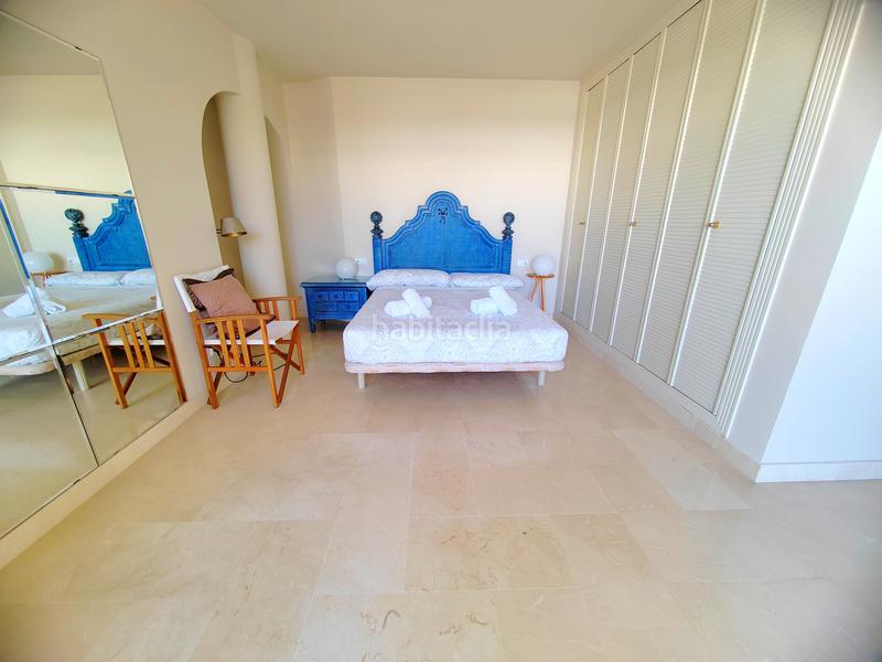 Foto f46e6990-0e5e-423d-9bf3-75956c39af04. Affitto duplex in avenida juan sebastian elcano 2 in Benalmádena