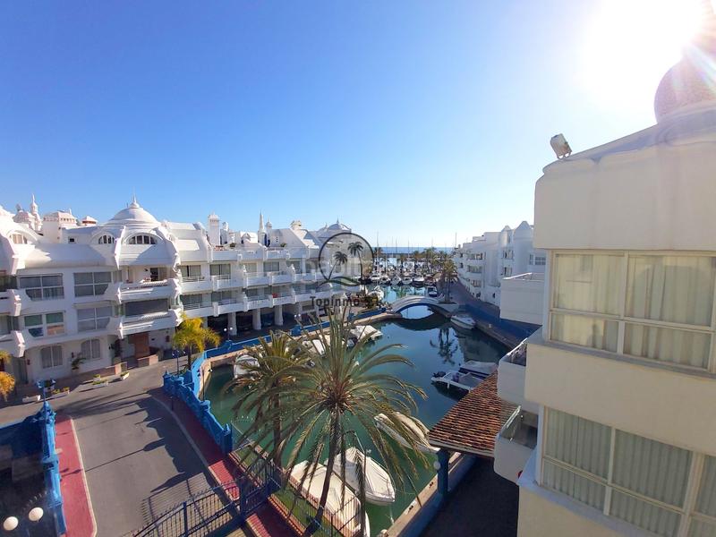 Foto 12a33def-d229-41d6-9123-5379fe9443b1. Location duplex dans avenida juan sebastian elcano 2 dans Benalmádena