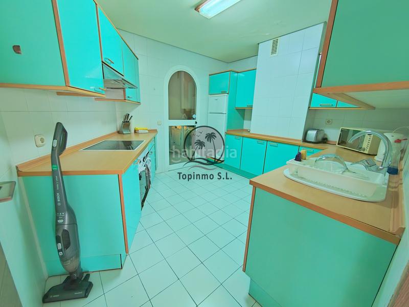 Foto 00ca138b-2b8e-406d-bcfc-30fd1f24d0ed. Zweistöckige wohnung in avenida del puerto deportivo 30 in Benalmádena