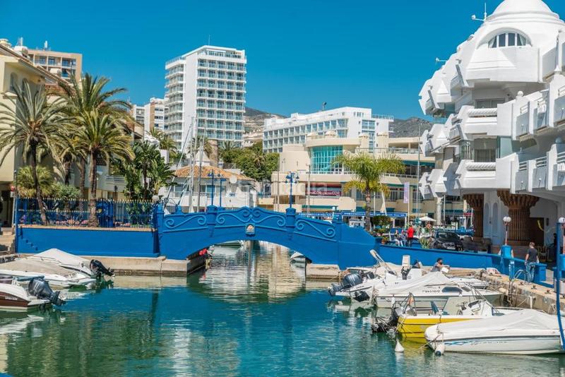 Foto 07d83187-7b32-484b-b9a7-2fb11fff0aa1. Zweistöckige wohnung in avenida del puerto deportivo 30 in Benalmádena