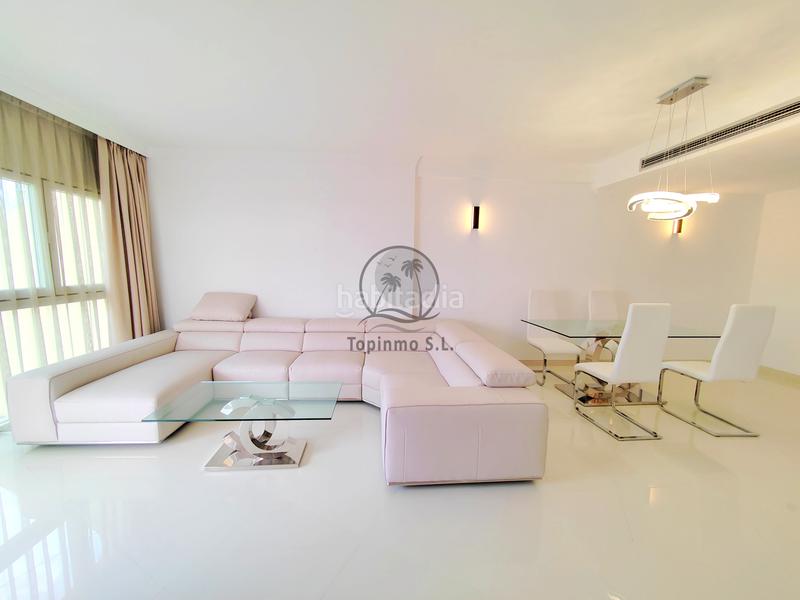 Foto 77055e69-c144-4d6b-8887-e9a64a1245ac. Zweistöckige wohnung in avenida del puerto deportivo 30 in Benalmádena