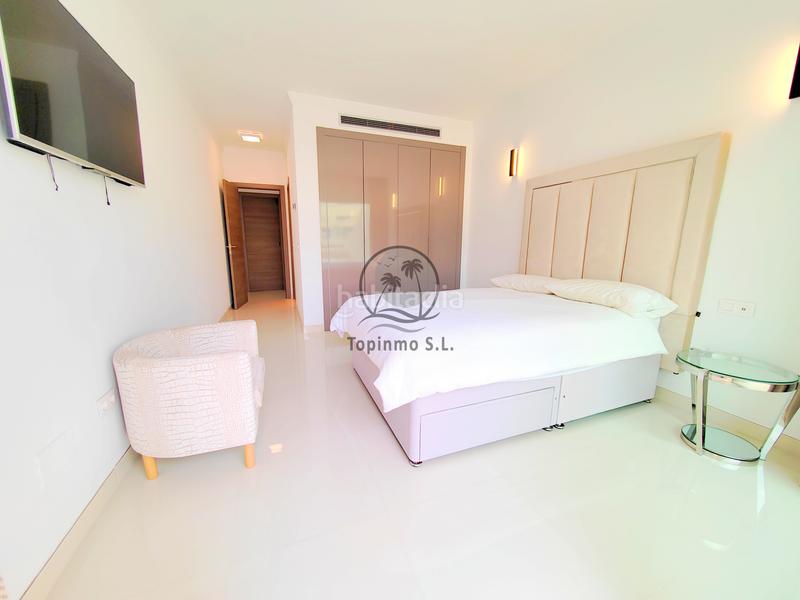 Foto 7caef240-59ff-4380-9e6d-3044ed871d18. Zweistöckige wohnung in avenida del puerto deportivo 30 in Benalmádena