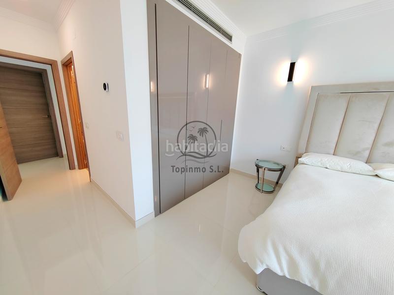 Foto 9531306a-ebb6-43b7-ba93-d161af491b92. Zweistöckige wohnung in avenida del puerto deportivo 30 in Benalmádena