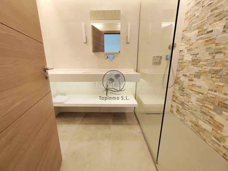 Foto 9e82326a-720a-445d-84f2-94526ab46f2d. Zweistöckige wohnung in avenida del puerto deportivo 30 in Benalmádena