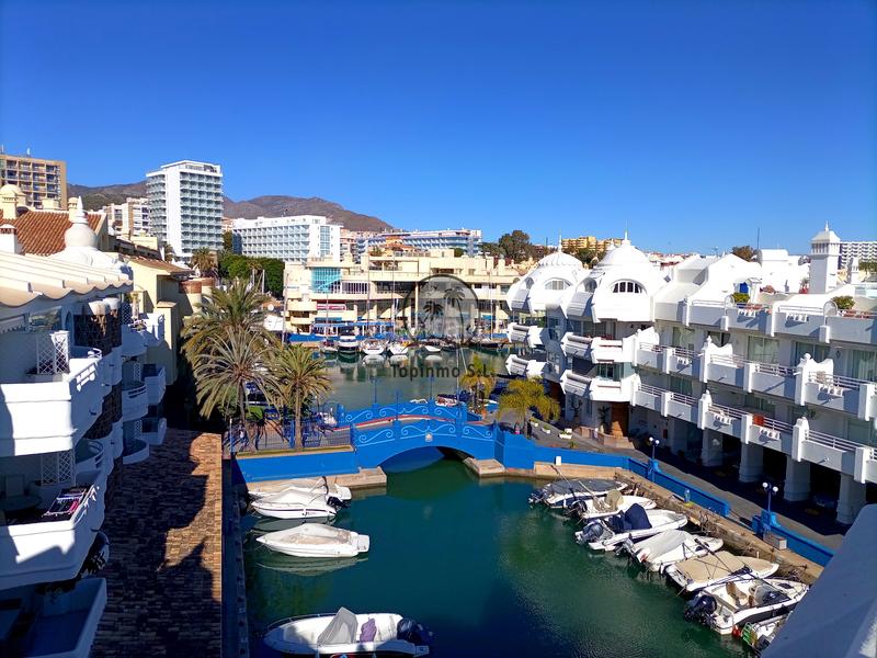 Foto cd61b436-2dd7-450a-aeba-62f694a6207c. Etagenwohnung in avenida juan sebastian elcano 2 in Benalmádena