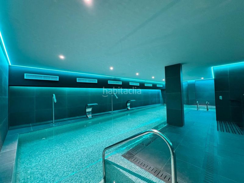 Foto d65de0c7-8162-42e0-8218-3d74588dd1db. Àtic amb calefacció aparcament piscina a Castillo Sohail - Myramar Fuengirola