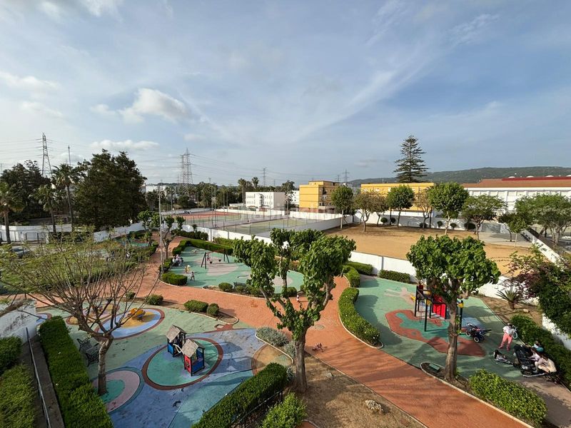 Foto 1c3a6670-bdb0-4ae3-ae99-656e679e88a1. Casa adossada a Puente Mayorga-Campamento San Roque