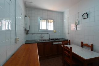 Casa  Calle cid campeador. Bonita casa en buena zona de bajadilla!!