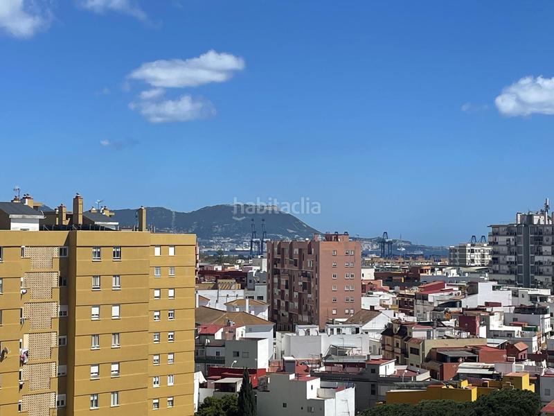 Foto 96d809f0-c3d0-4a78-93ce-e10612428d76. Piso  reformado con mobiliario a estrenar en torrealmirante. en Algeciras