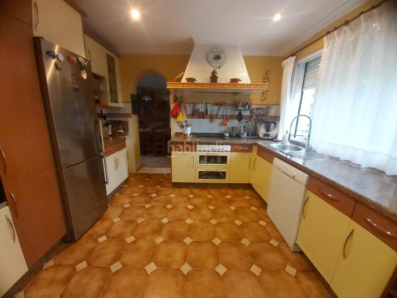 Foto 85a613d8-0999-47e0-86ba-9db5efa31fde. Chalet in Los Pinos Algeciras