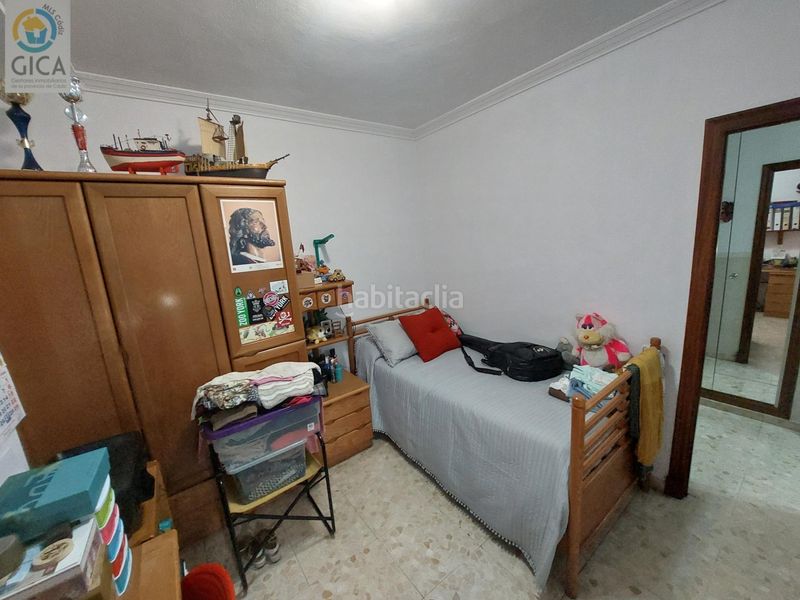 Foto 8077c04b-e0ea-41f0-8fef-cb6e076a95a5. Casa amb aparcament a Casco Antiguo Algeciras