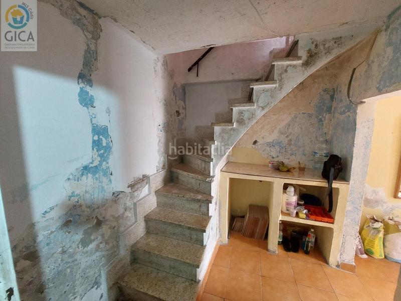Foto 8e3d30b1-3b8a-43ff-a654-6b715dc01841. Casa adosada casa en bajadilla en Bajadilla - Fuente Nueva Algeciras
