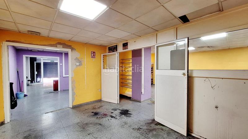 Foto 400aaa0b-7840-4184-aa9c-bb0c51026687. Business premise in Bajadilla - Fuente Nueva Algeciras