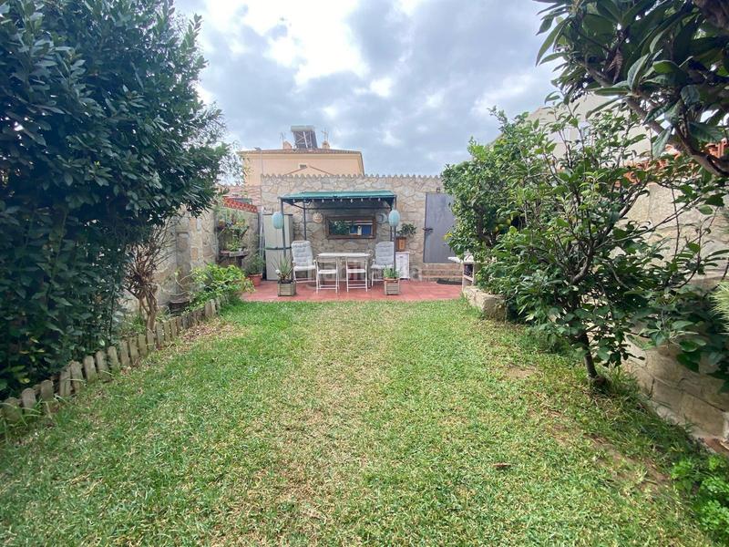 Foto c6fa4b4a-c666-4b92-b8fd-4ea9dc630986. Casa a schiera con parcheggio in San García Algeciras