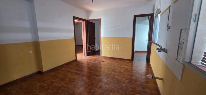 Foto 01a2f03f-cadb-4d8e-ab4e-a31dd508ae11. Casa gran casa en El Rinconcillo, buena inversión en Algeciras