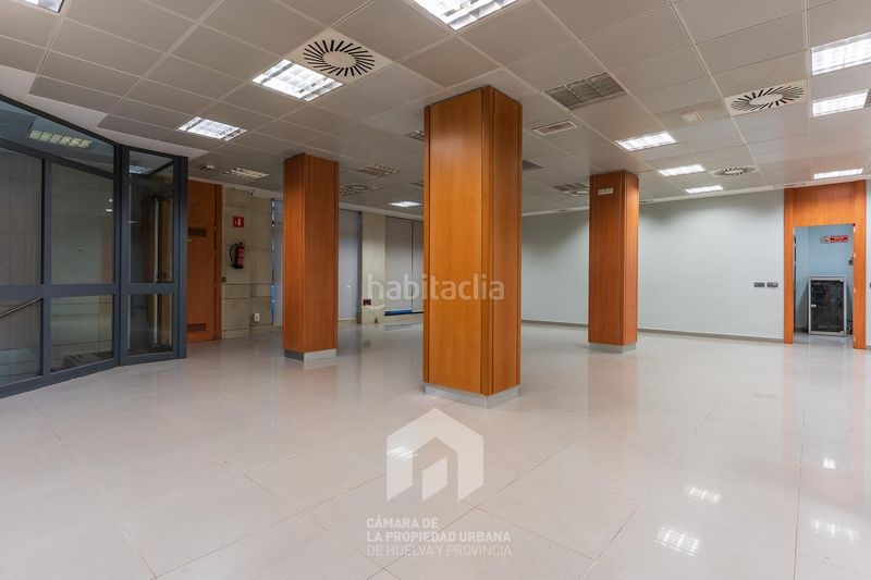 Foto 9d406ee4-38ea-4940-9b92-924f5c67829d. Alquiler local comercial espectacular local comercial en alquiler, en Isla Chica en Huelva