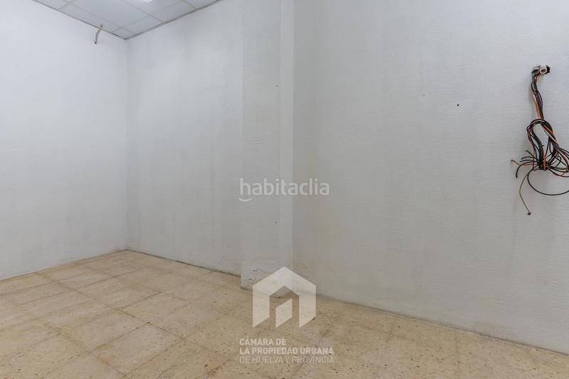 Foto 0e595177-bc3c-4c31-b0e8-e74cb160a831. Rent business premise in Isla Chica Huelva