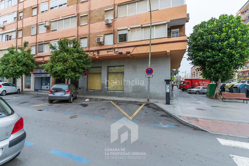 Foto c75c9b4d-36b0-4abc-ad19-de755c9af2d1. Alquiler local comercial en Isla Chica Huelva