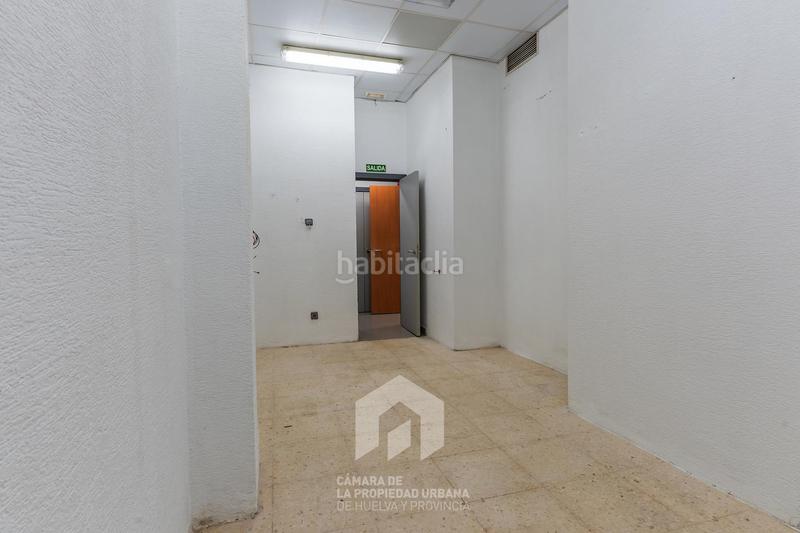 Foto ea21f1d3-f9e8-4790-abbb-69395e3d143d. Affitto locale commerciale in Isla Chica Huelva