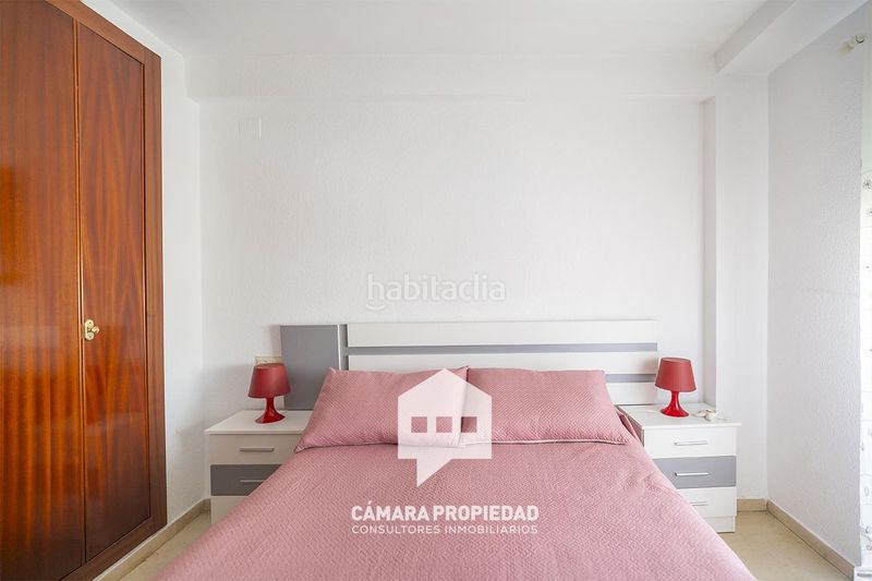 Foto caf6aae7-bd3f-4176-92cf-3f0bafb21454. Duplex in Isla Chica Huelva