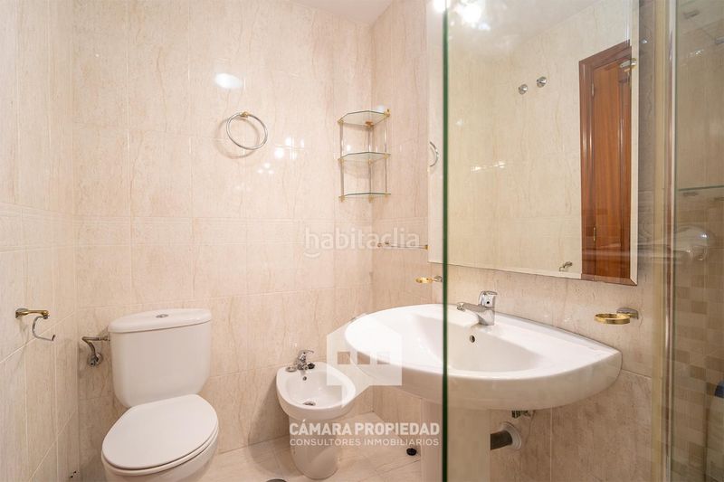 Foto c71d67a7-5b29-420b-ab26-bf574ae81210. Pis amb aparcament a Centro Huelva