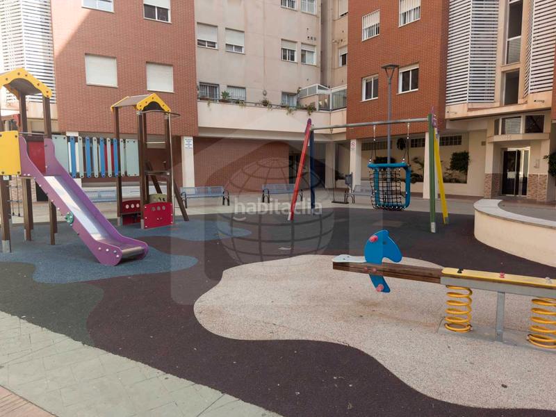 Foto ca01ccd7-b07d-4647-86d6-3899ff59cbb1. Piso en Martín Carpena - Torre del Río Málaga