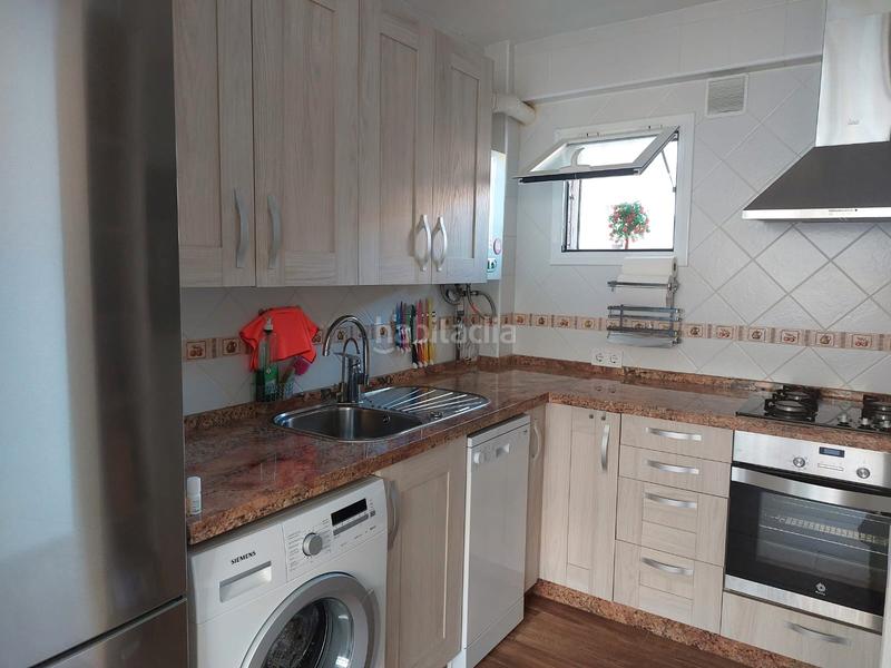 Foto 89282be2-d033-46bd-b61c-3de8844cbe1c. Rent flat with pool in La Colina Torremolinos