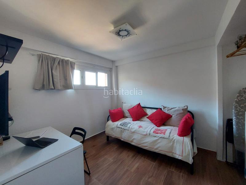 Foto 9b752328-3433-4049-91ca-33156817dc55. Rent flat with pool in La Colina Torremolinos