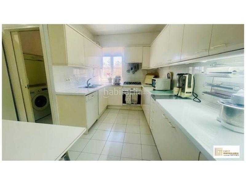 Foto 6ced9b77-8aec-42b9-81c9-584bbde09963. Pis amb aparcament a Alameda - Mentidero - Teatro Falla Cádiz