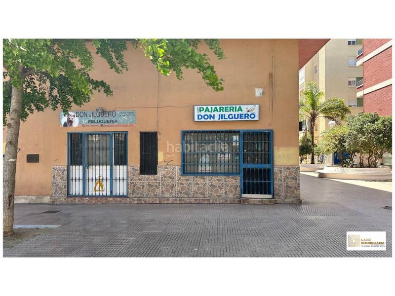 Foto dca39f1c-17de-4690-8475-659e91b81354. Locale commerciale in Paseo Marítimo - San José - La Laguna Cádiz
