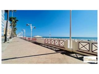 Appartement à Paseo Marítimo - San José - La Laguna. Se vende piso en cádiz capital,  zona playa la victoria