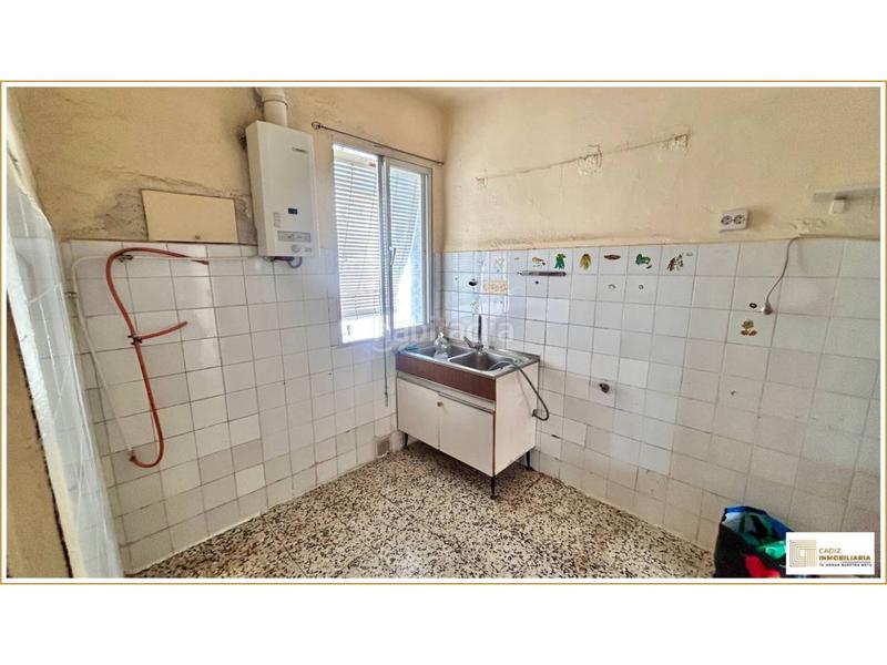 Foto 859c7dc9-9893-473a-ab1d-0d5708db2cf3. Appartamento in astilleros - la paz - loreto - el corte inglés Cádiz