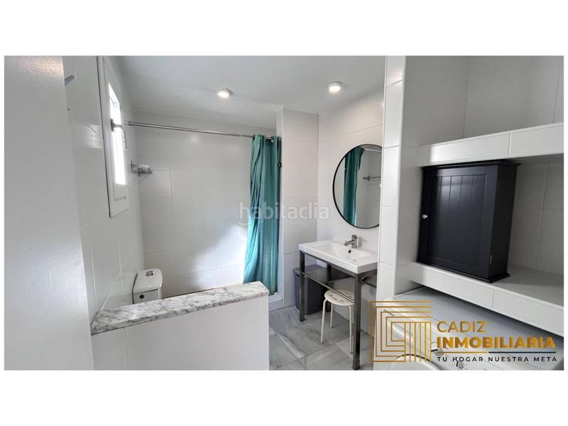 Foto a9ce56b2-8c3d-4bbf-99c5-f7b9e38ef71a. Miete dachwohnung in Centro Histórico Cádiz
