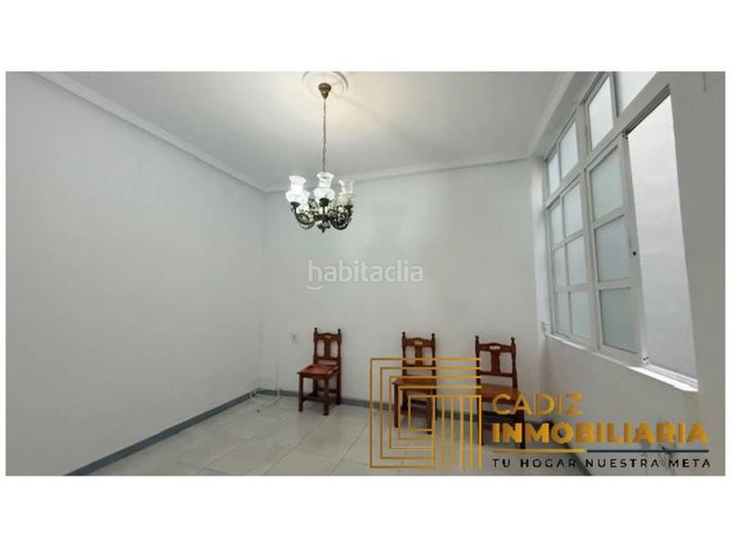Foto 3decba6d-ff66-4304-80ad-b2ffa0e83419. Pis a Centro Histórico Cádiz