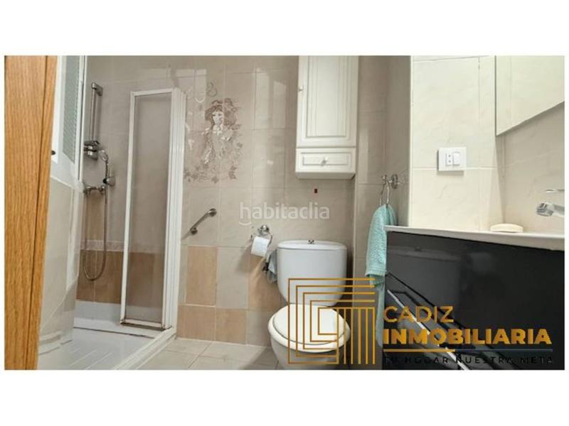 Foto 40b04d35-55bf-4f83-92eb-dcff0601a65a. Pis a Centro Histórico Cádiz