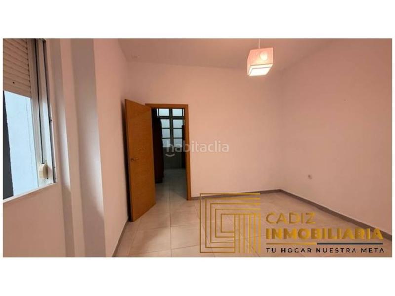 Foto 5e06633d-b8d3-40a1-86be-e1c7b3136efc. Pis a Centro Histórico Cádiz