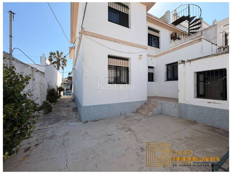 Foto 81940ce5-6236-4187-9357-2846fbba7830. Xalet amb aparcament a Playa de la Regla Chipiona