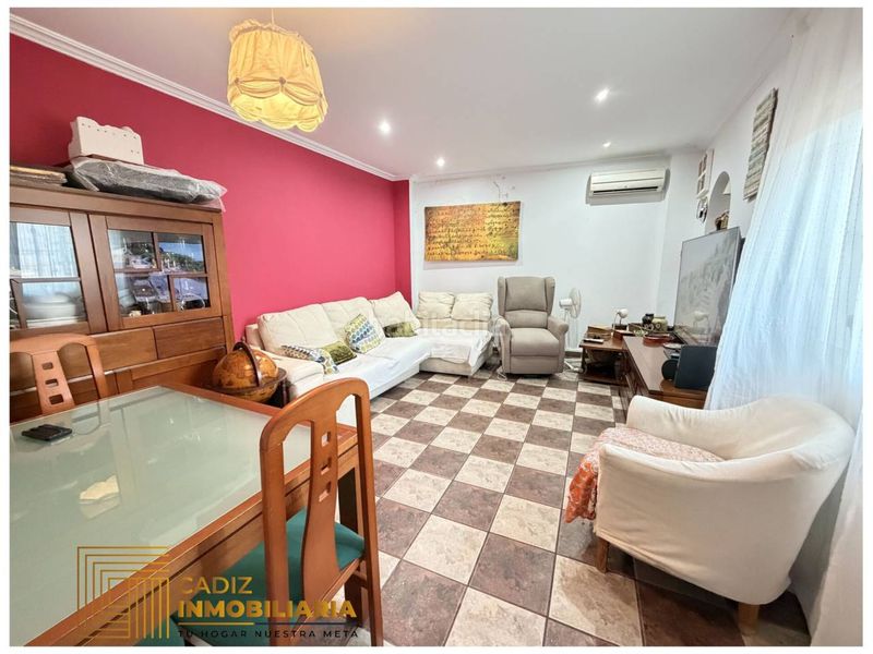 Foto 375aed5e-aaf8-490d-9978-176044f5c3e1. Àtic a Centro Histórico Cádiz